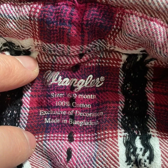 Wrangler Pearl Snap‎ 6-9 - Picture 2 of 3